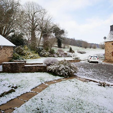 Guégon Stone Cottage With Modern Cosy Interior Near To Josselin Perfect Retreat For Writers Or Star Gazers מראה חיצוני תמונה