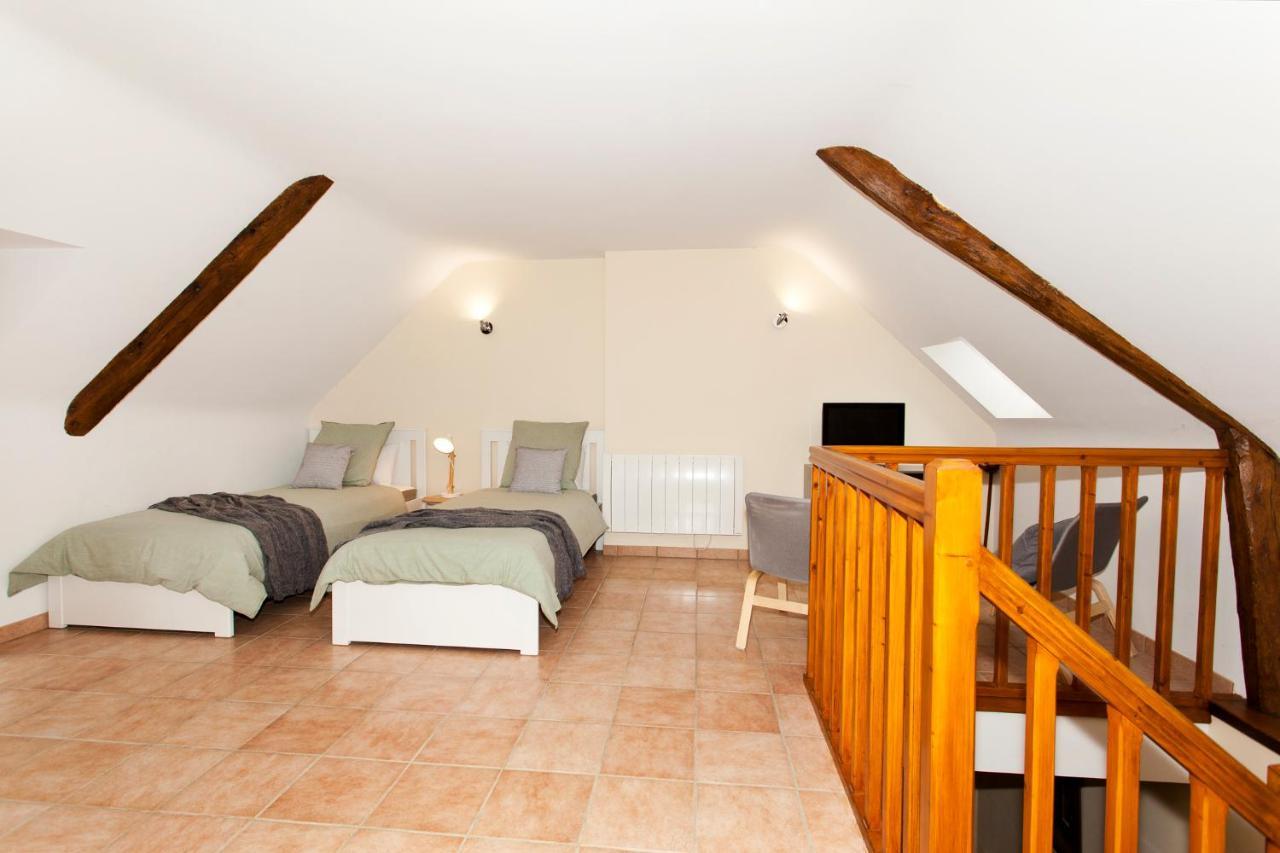 Guégon Stone Cottage With Modern Cosy Interior Near To Josselin Perfect Retreat For Writers Or Star Gazers מראה חיצוני תמונה